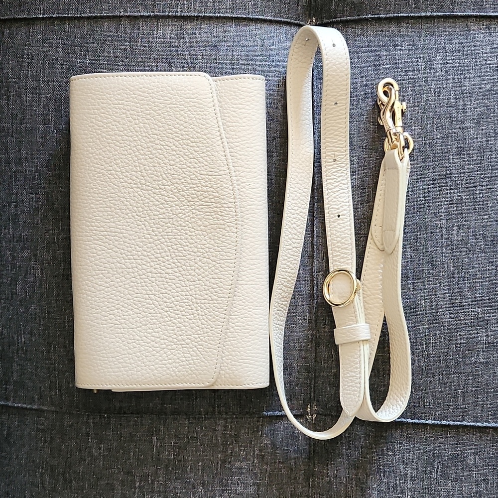 Cuyana Convertible Clutch in Ecru